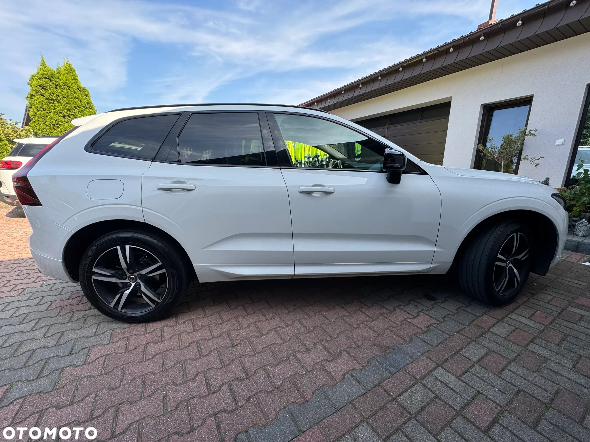 Volvo XC 60 B4 D AWD R-Design - 9