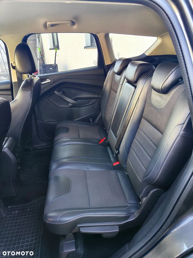Ford Kuga 2.0 TDCi 4WD Titanium - 17