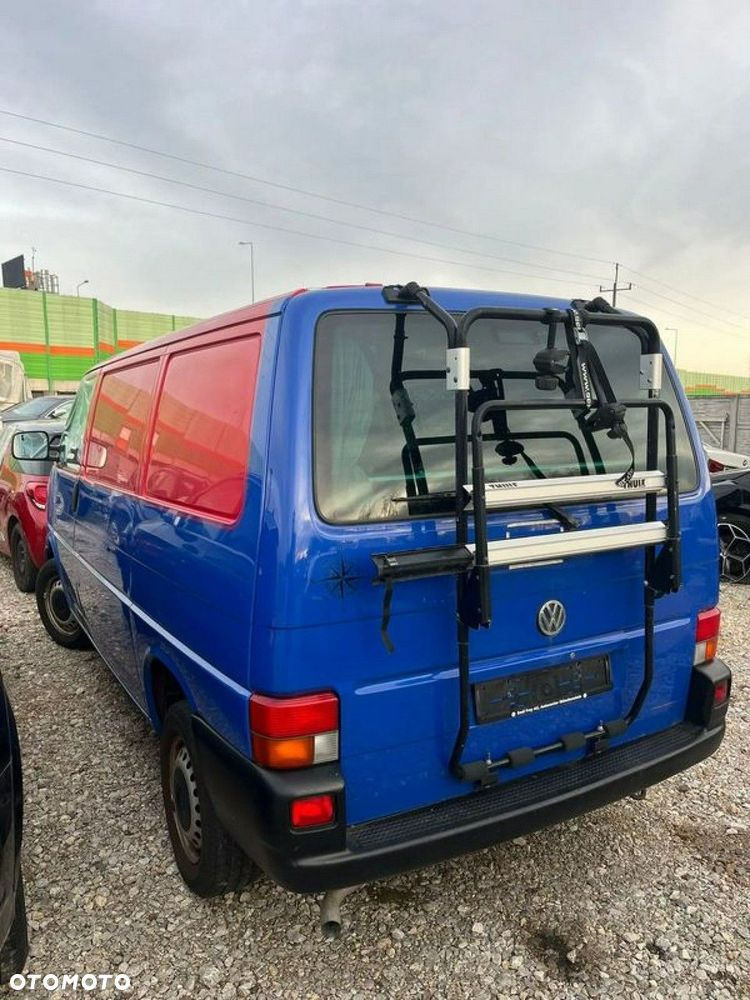 Volkswagen Caravelle - 4