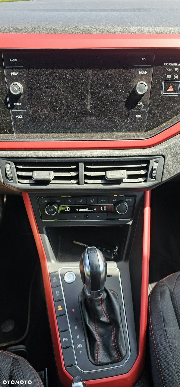 Volkswagen Polo - 19