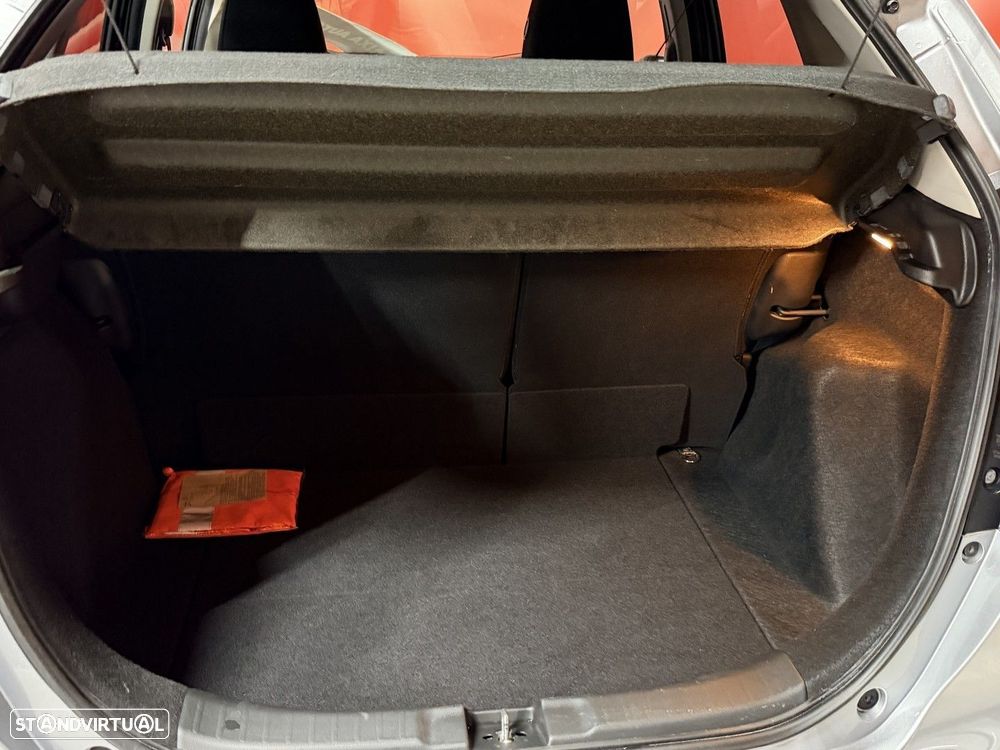 Honda Jazz 1.3 I-VTEC Comfort +Connect. Navi CVT - 24