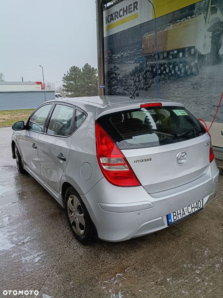 Hyundai i30 1.4 Base - 8