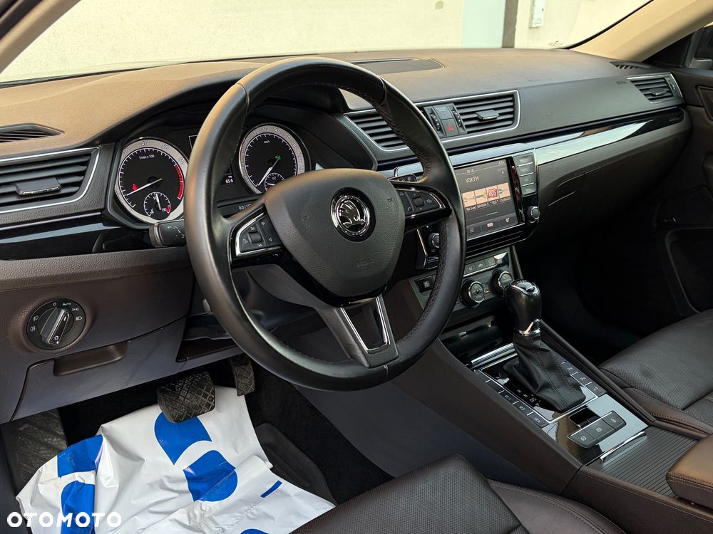 Skoda Superb 2.0 TSI 4x4 DSG L&K - 13