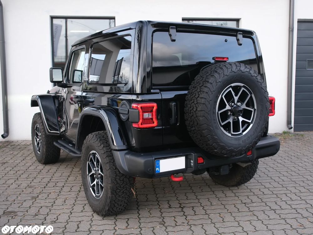 Jeep Wrangler - 3