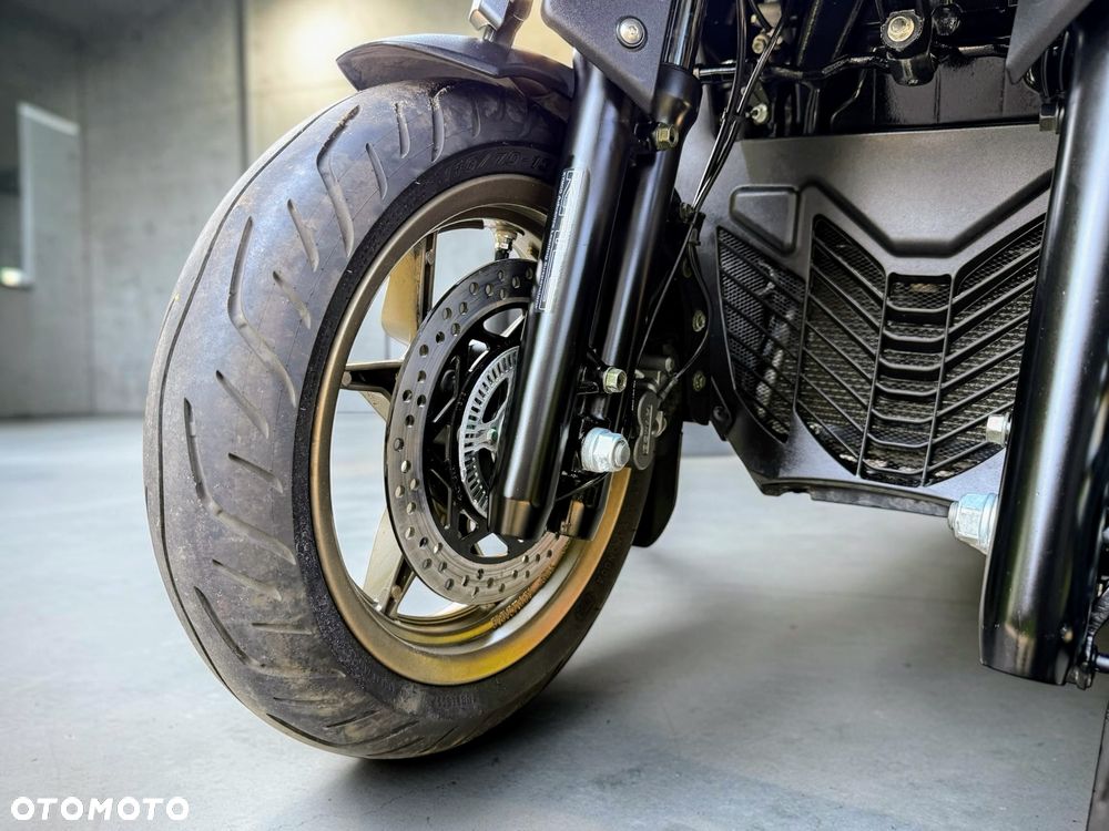 Kymco CV3 - 28