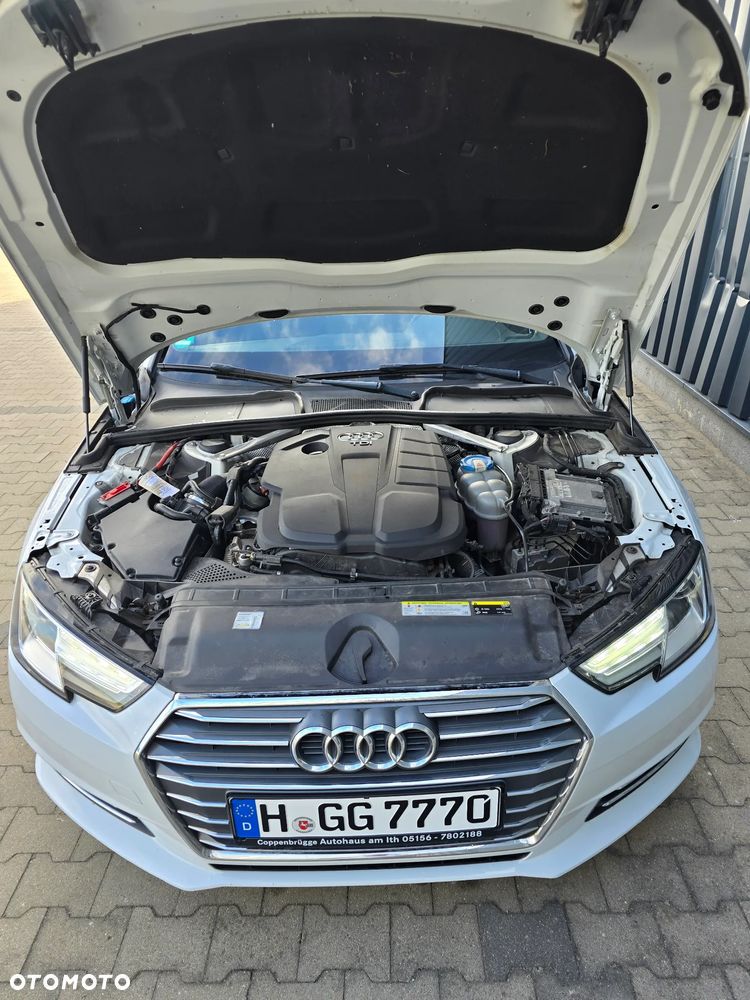 Audi A4 Avant 2.0 TDI DPF S line Sportpaket - 20