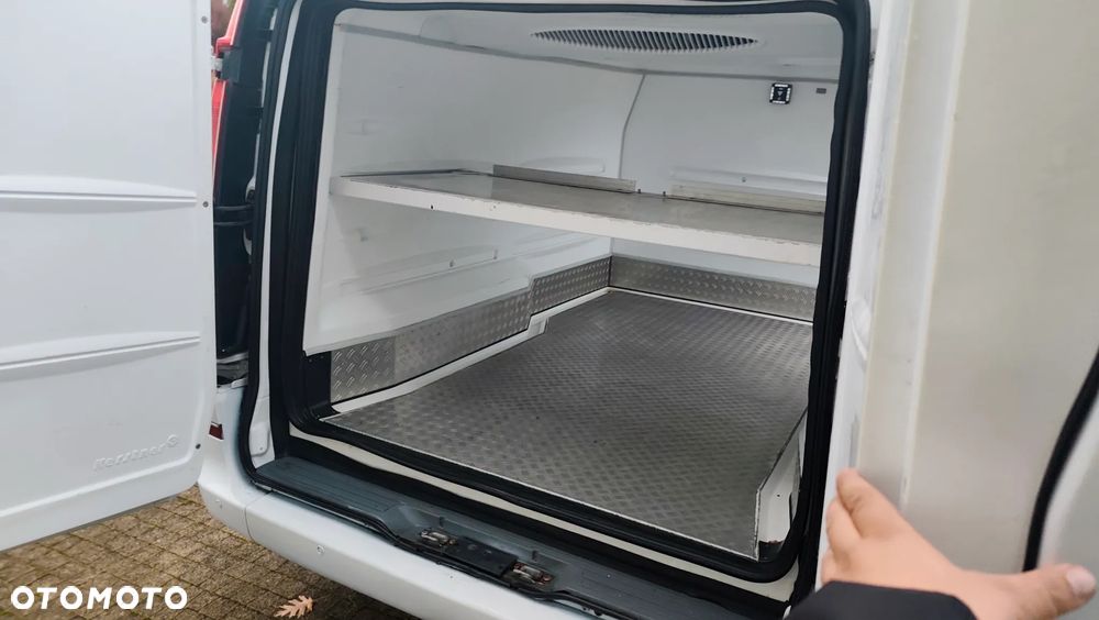 Mercedes-Benz Vito - 19