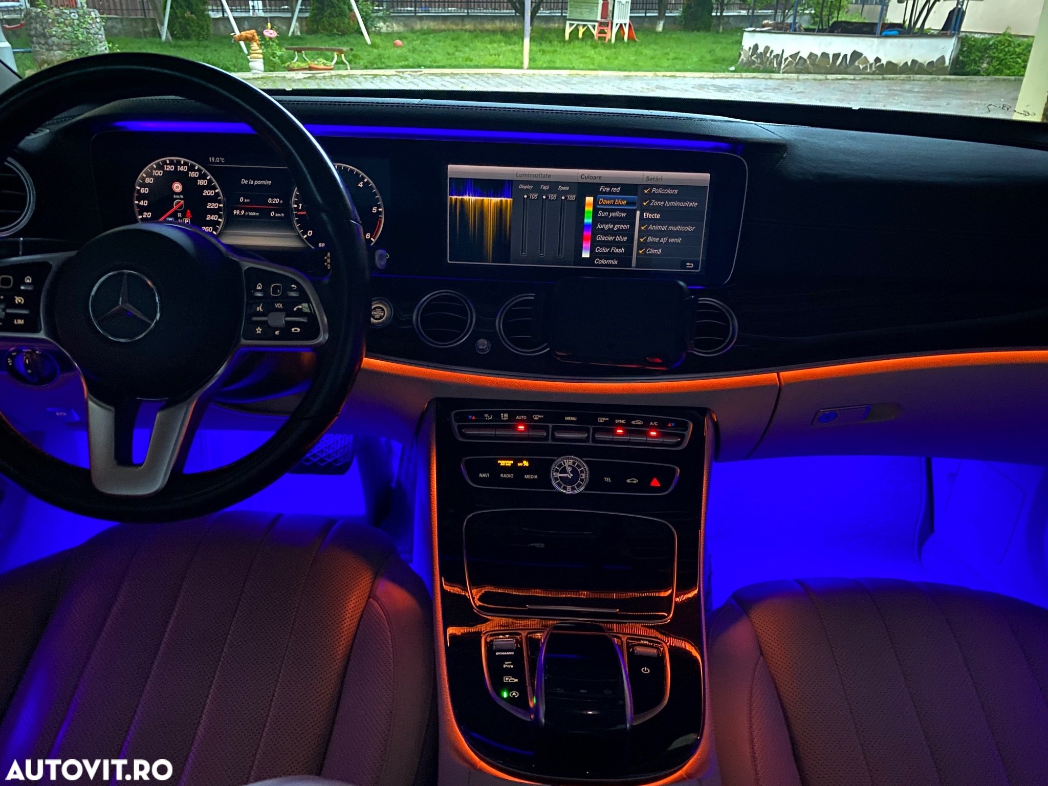 Mercedes-Benz E 220 d 4MATIC Aut. - 23