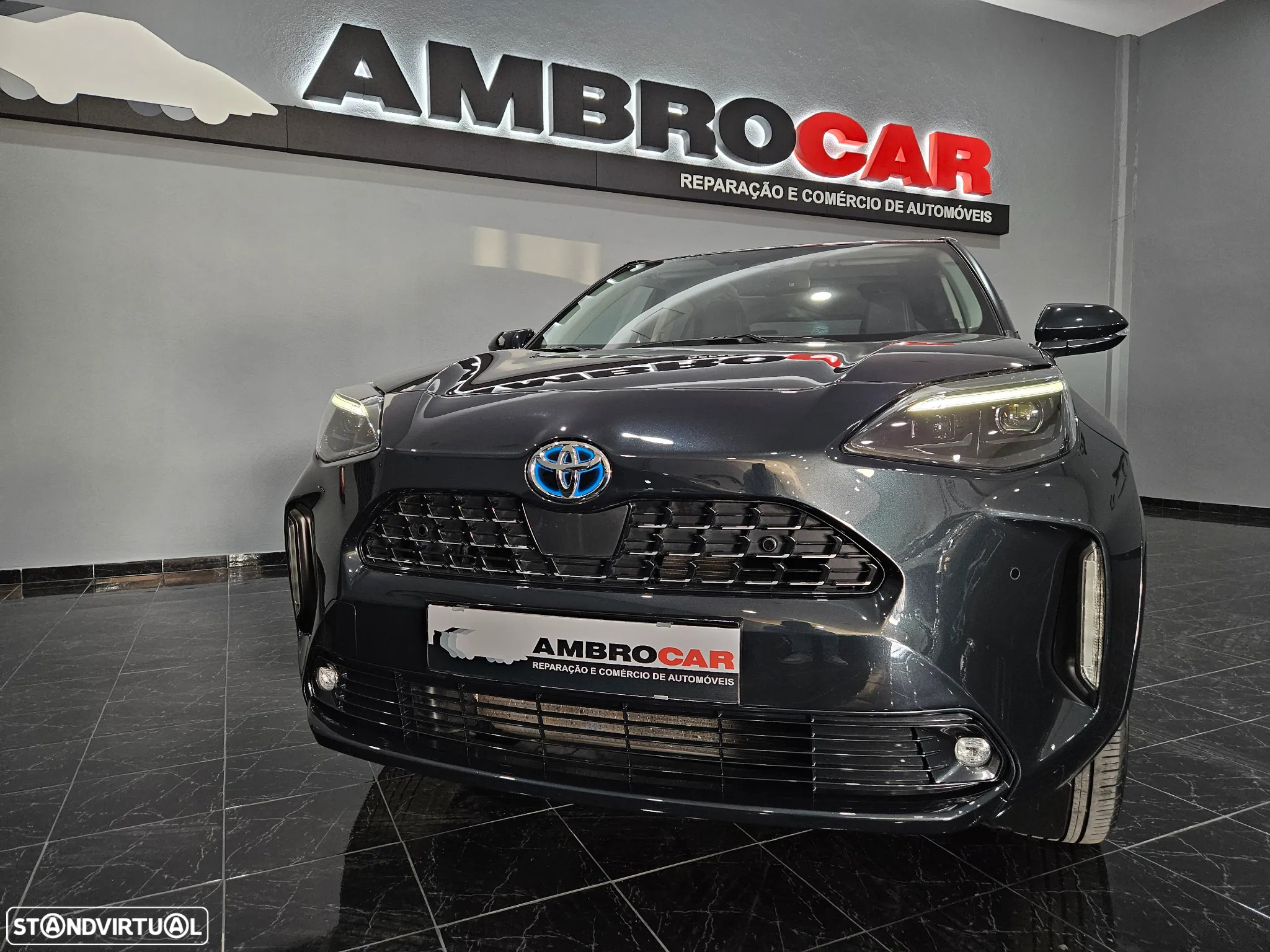 Toyota Yaris Cross 1.5 HDF Luxury - 2