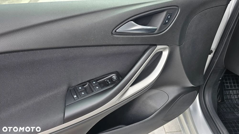 Opel Astra 1.6 CDTI Elite - 19