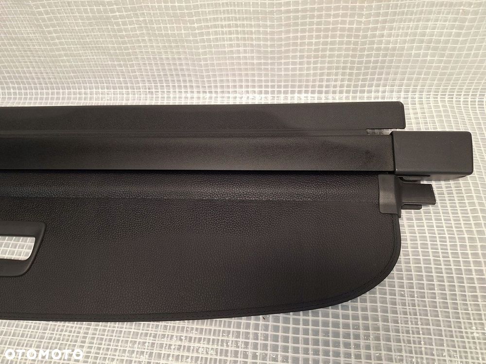 roleta bagaznika vw golf VIII 8 kombi 5h9 2019- czarna orginal demont super - 4