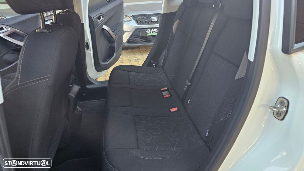 Peugeot 2008 1.6 BlueHDi Style - 11