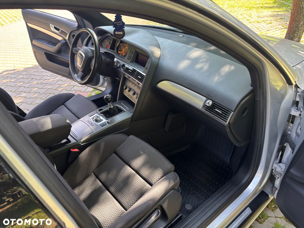 Audi A6 Avant - 10