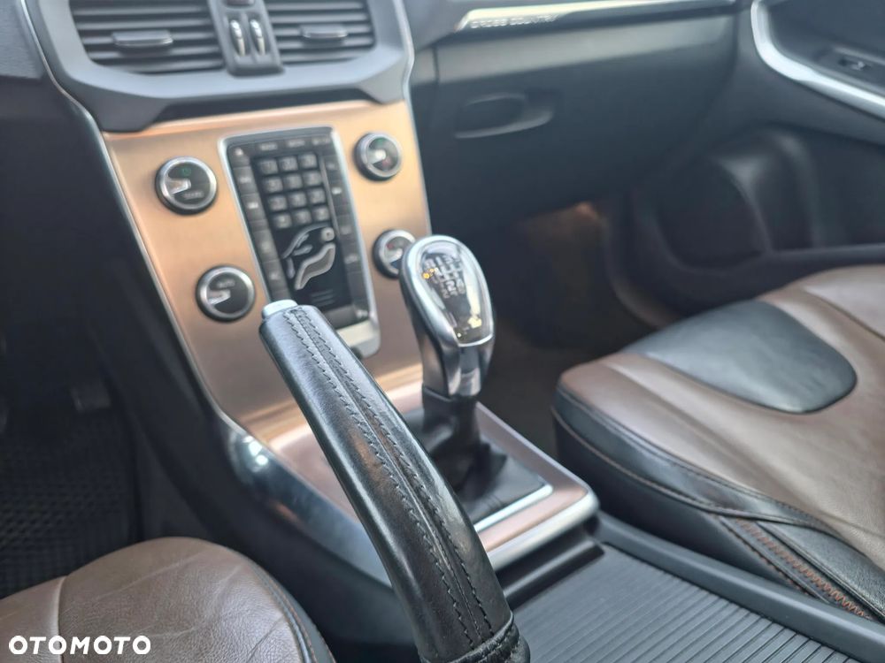 Volvo V40 D2 Momentum - 18