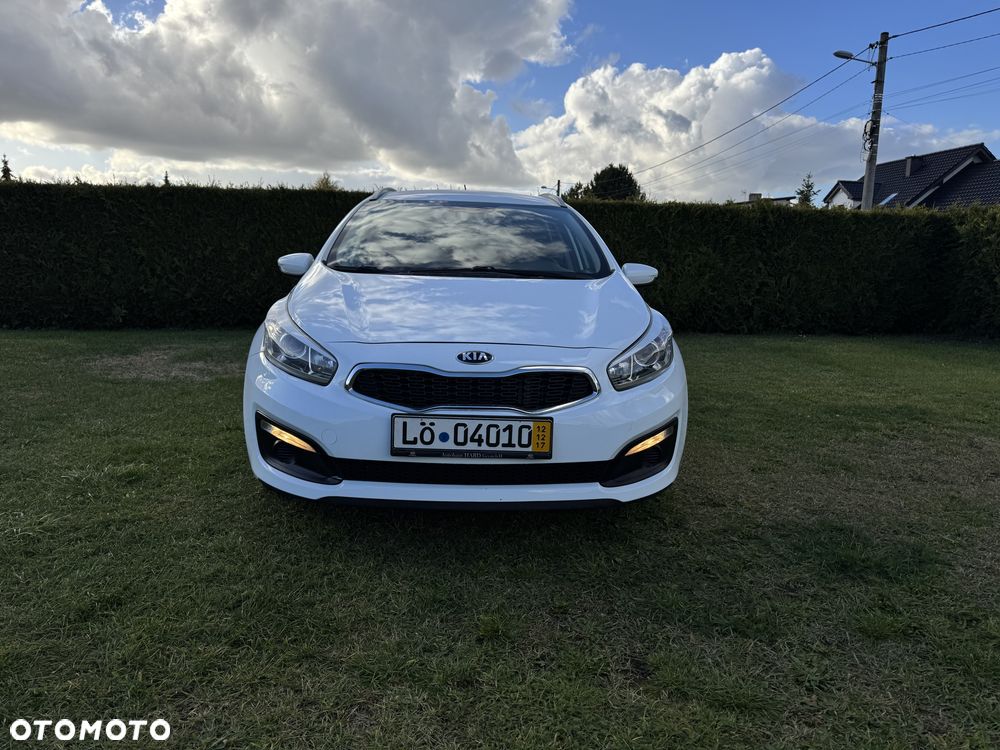 Kia Ceed 2015 photo 2