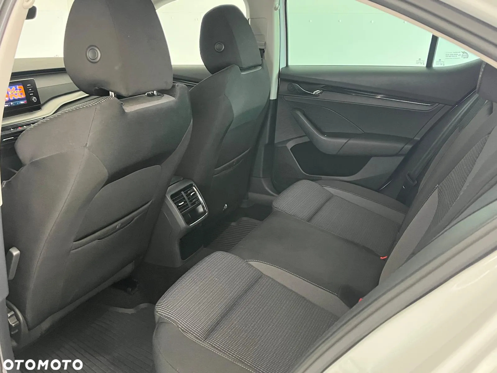 Skoda Octavia 1.5 TSI ACT Ambition DSG - 33
