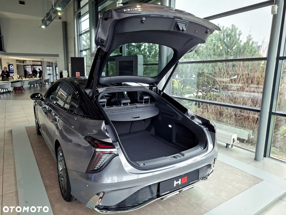 Hongqi H6 2.0T Deluxe - 28