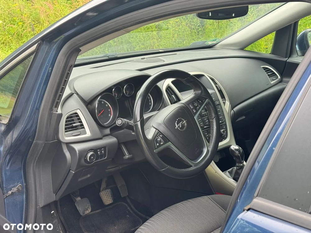 Opel Astra 1.4 T Cosmo - 7