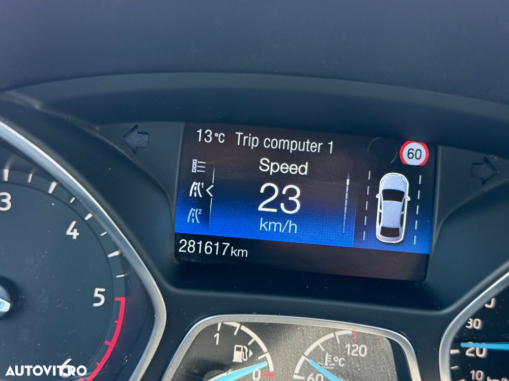 Ford Focus 2.0 EcoBlue Titanium - 26
