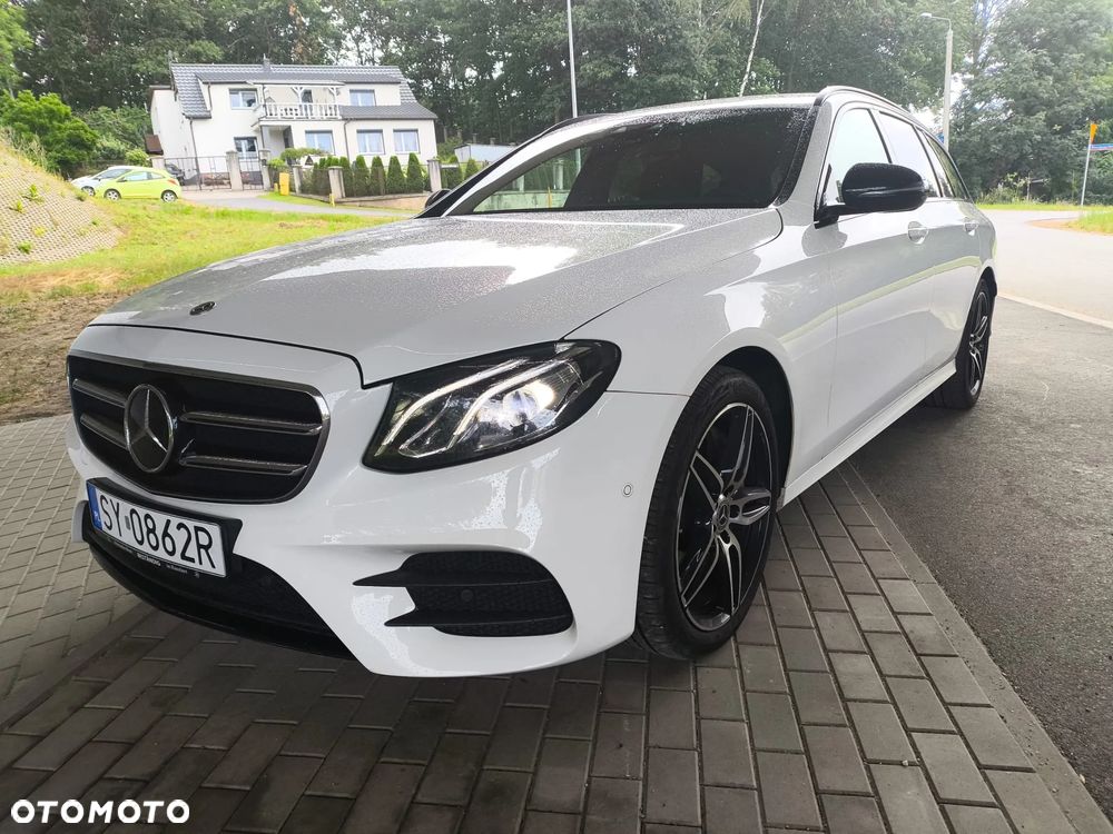 Mercedes-Benz Klasa E 400 d 4-Matic 9G-TRONIC - 2