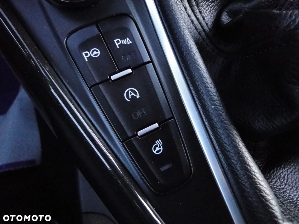 Ford Focus 1.0 EcoBoost STart-Stopp-System TITANIUM X - 27