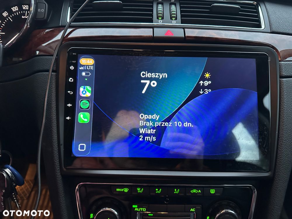 Skoda Superb 2.0 TDI 4x4 Platinum - 16