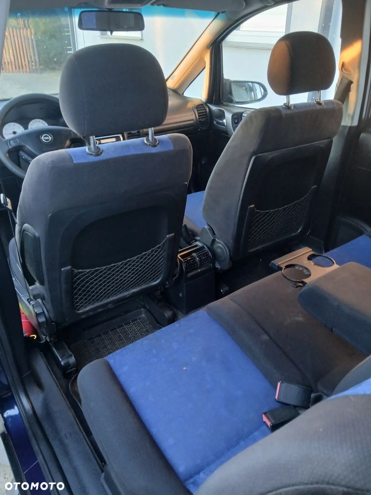 Opel Zafira 1.8 16V Elegance - 20