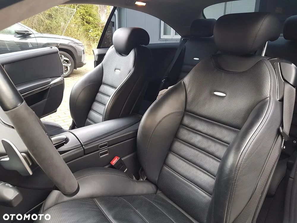 Mercedes-Benz CL 63 AMG 7G-TRONIC Performance Package - 14