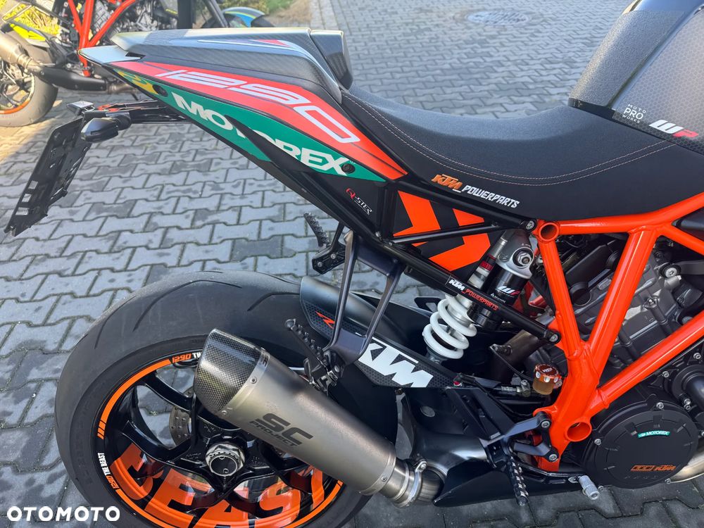 KTM Super Duke - 24