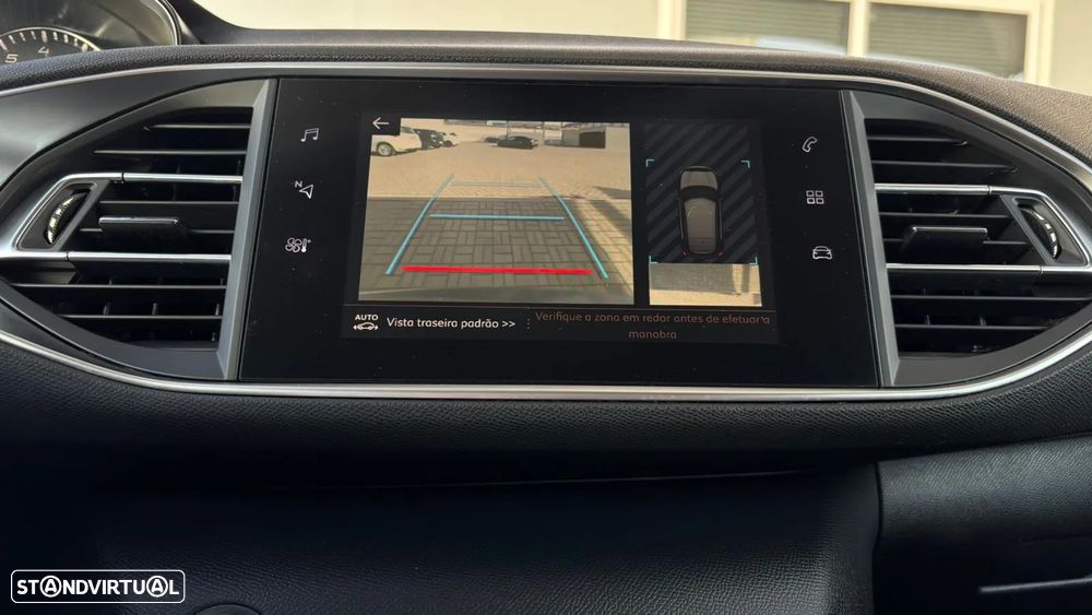 Peugeot 308 1.2 PureTech Allure - 15