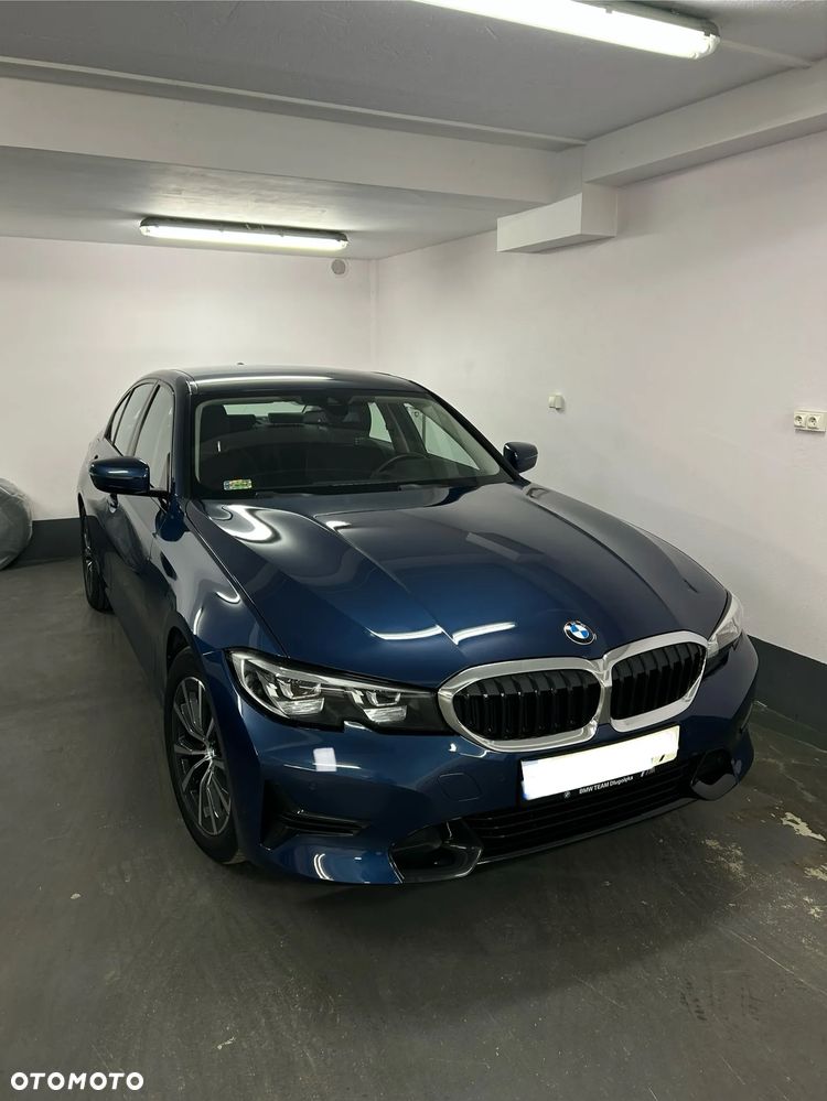 BMW Seria 3 318i Sport Line - 2