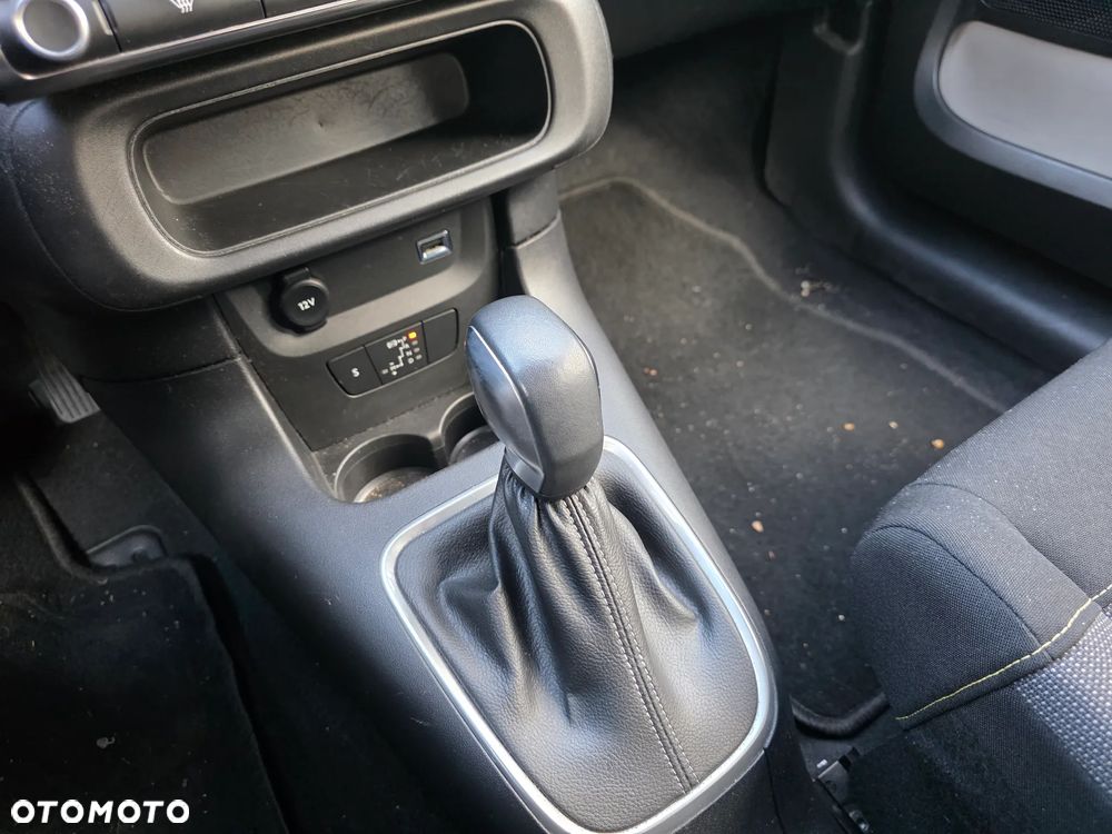 Citroën C3 Pure Tech 110 S&S EAT6 SHINE - 11