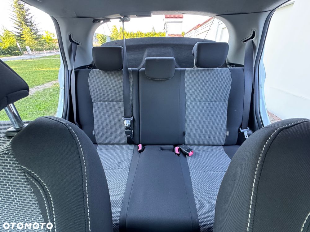 Toyota Yaris - 28
