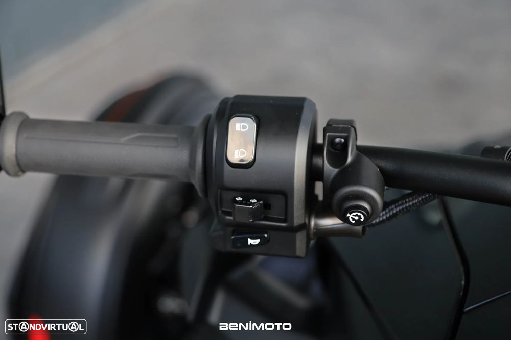 Can-Am Ryker 900 Sport - 9