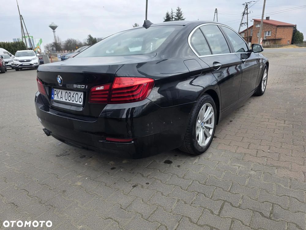 BMW Seria 5 - 10