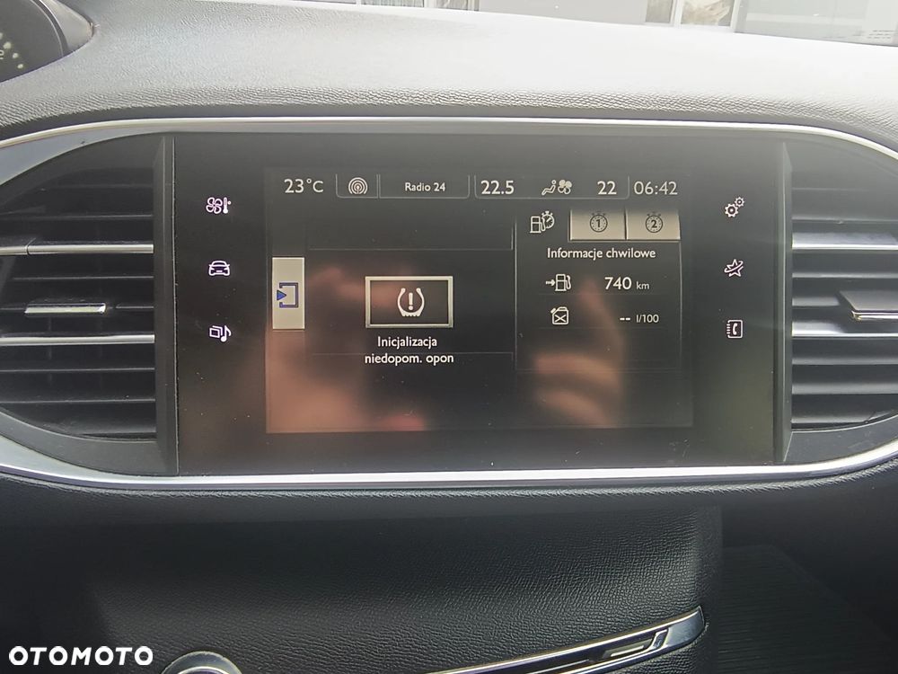 Peugeot 308 1.6 THP Access - 10