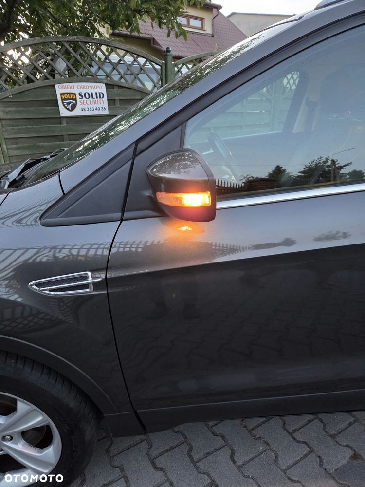 Ford Kuga - 10