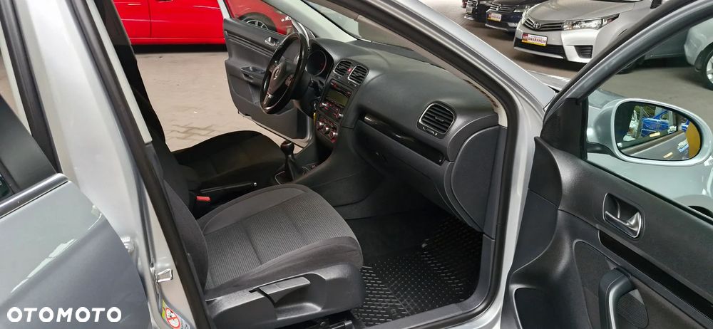 Volkswagen Golf VI 1.6 Highline - 15