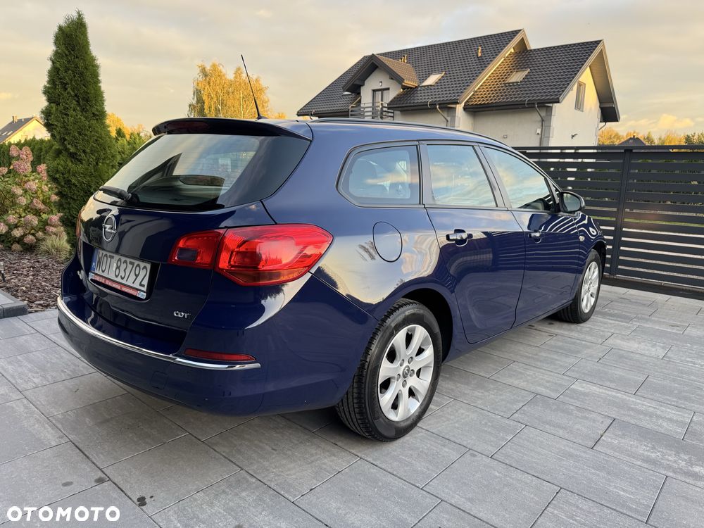 Opel Astra - 4