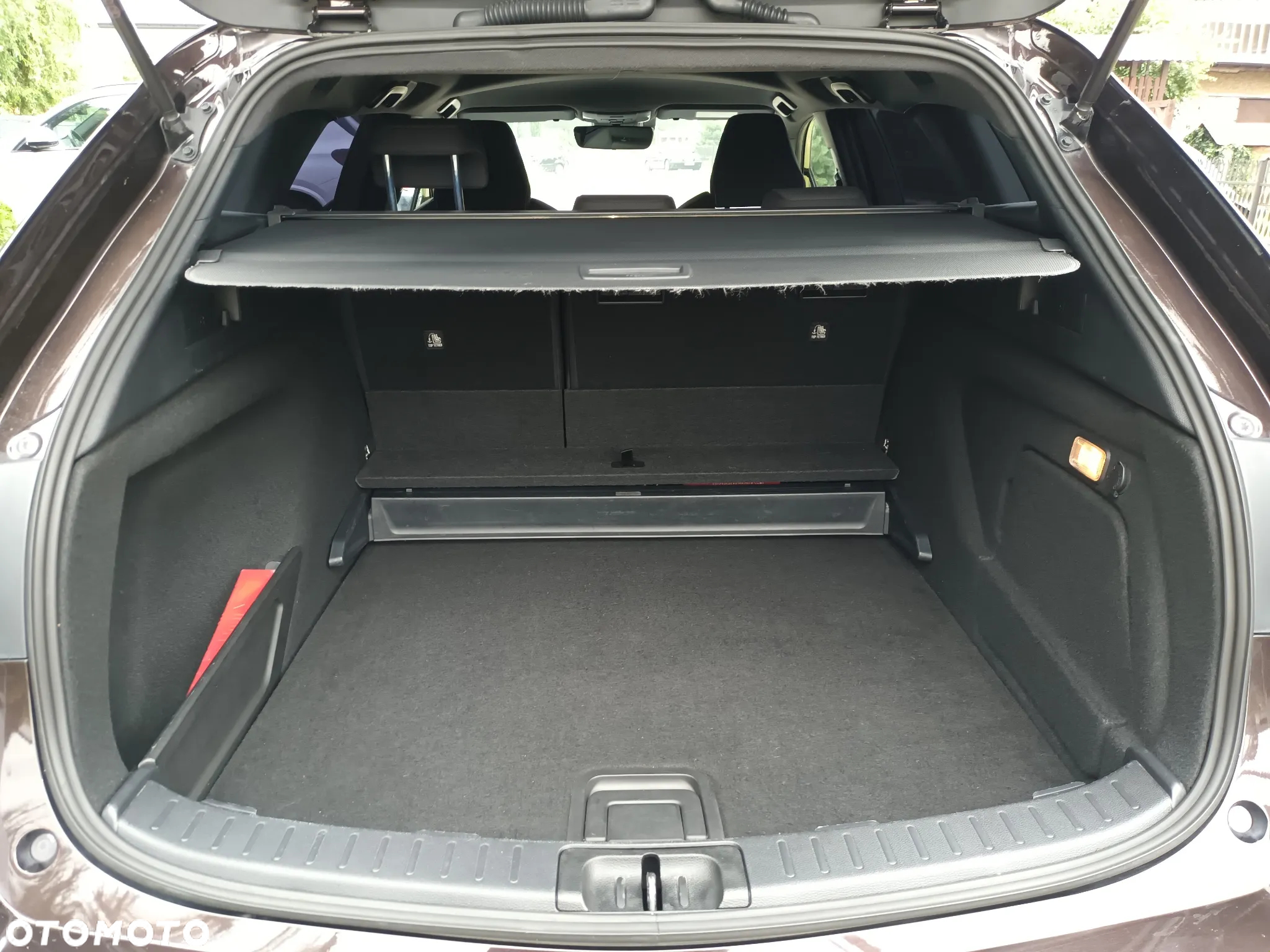 Toyota Corolla 2.0 Hybrid Comfort - 18