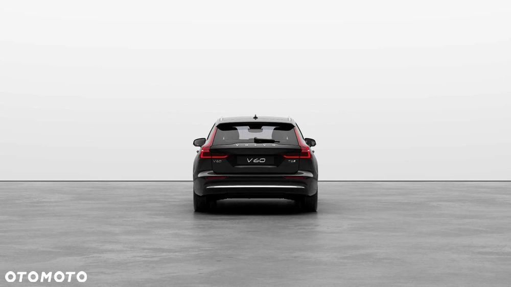 Volvo V60 T6 AWD Plug-In Hybrid Core - 3