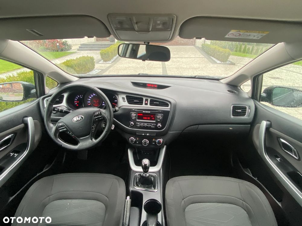 Kia Ceed - 6
