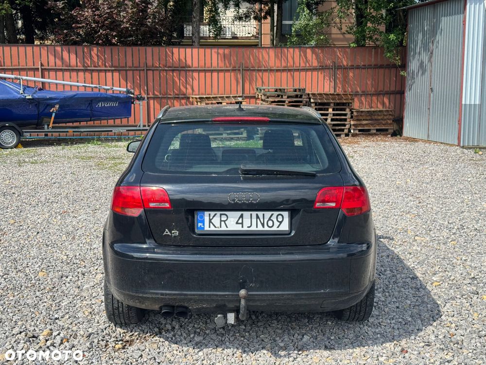 Audi A3 Sportback - 4