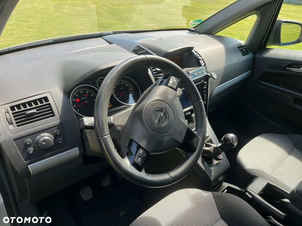 Opel Zafira 1.6 ECOFLEX Design Edition - 25