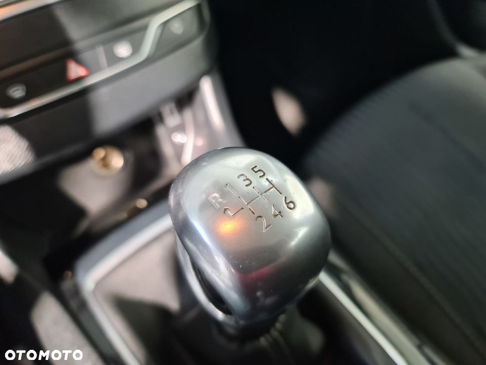 Peugeot 308 - 23