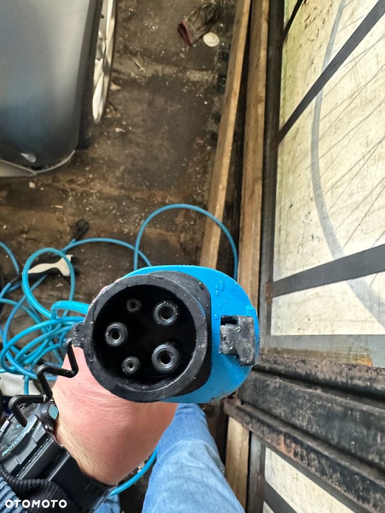 KABEL ŁADOWARKA TYPE 1 13A - 2