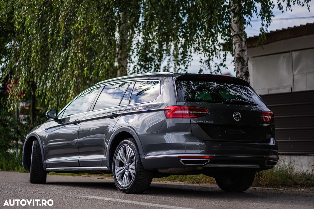 Volkswagen Passat Alltrack 2.0 TDI DSG 4Motion - 3
