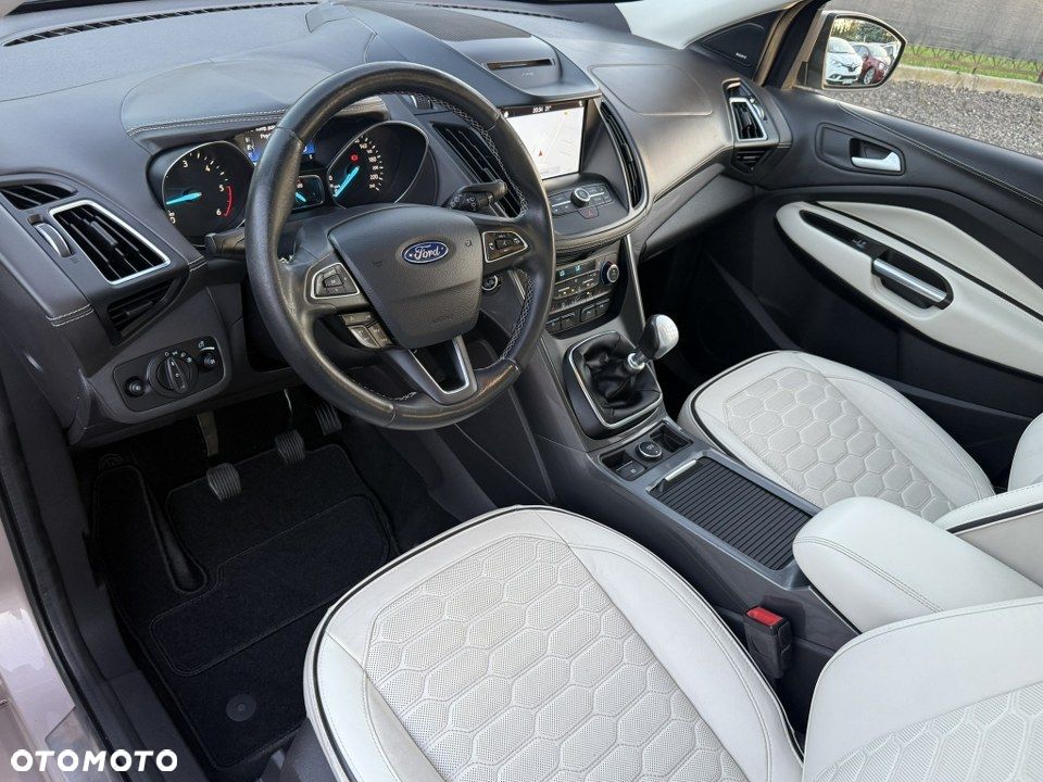 Ford Kuga Vignale 2.0 TDCi AWD - 17