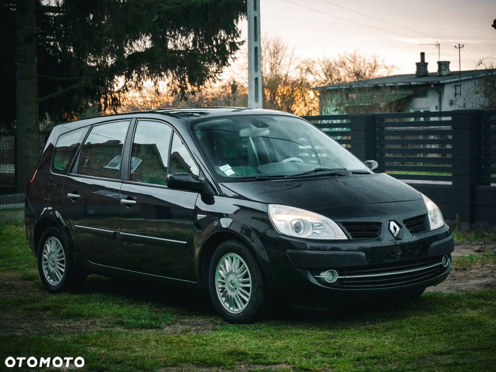 Renault Grand Scenic - 4