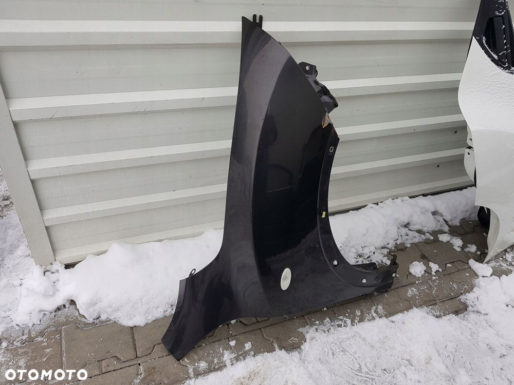 NISSAN JUKE F15 10-14r BŁOTNIK PRAWY PRZÓD KAXG - 2